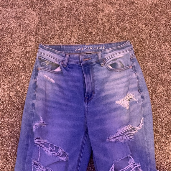 American eagle hole jeans! - Picture 5 of 9